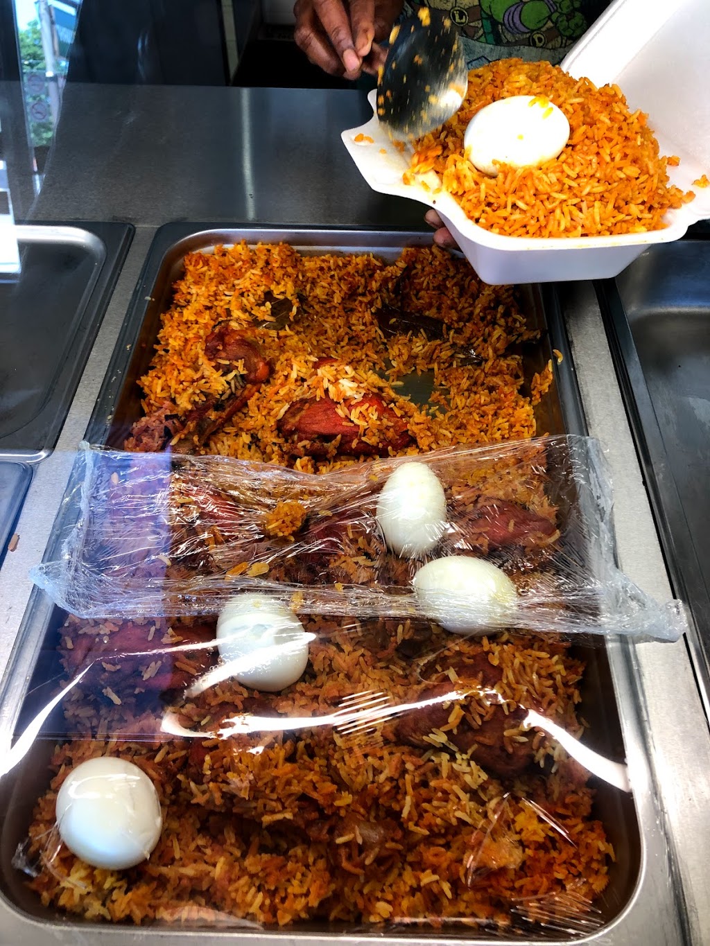 Garthy Takeout and Catering | 1204 Simcoe St N, Oshawa, ON L1G 7W9, Canada | Phone: (905) 240-7021