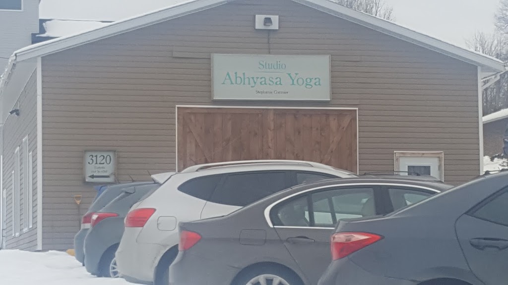 Studio Abhyasa Yoga | 3120 Chemin de North Hatley, Sherbrooke, QC J1N 2Y4, Canada | Phone: (819) 345-6427