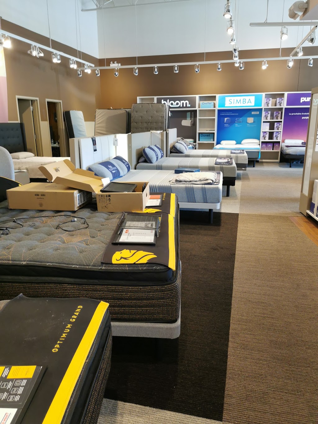 Dormez-vous | 600 Rue Principale E, Sainte-Agathe-des-Monts, QC J8C 1L2, Canada | Phone: (819) 321-3884