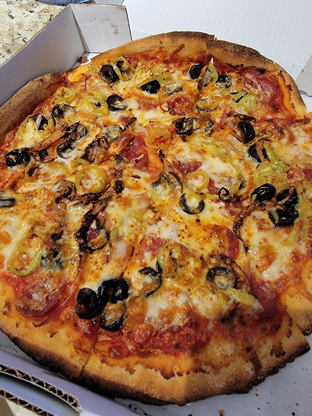 Abruzzo Pizza | 9010 Yonge St, Richmond Hill, ON L4C 6Z8, Canada | Phone: (905) 881-8222