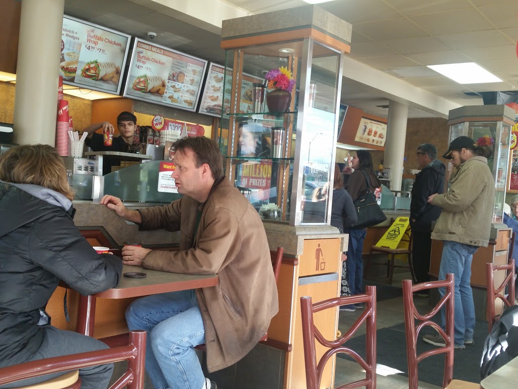 Tim Hortons | 675 Mohawk Rd E, Hamilton, ON L8V 2K6, Canada | Phone: (905) 389-3474