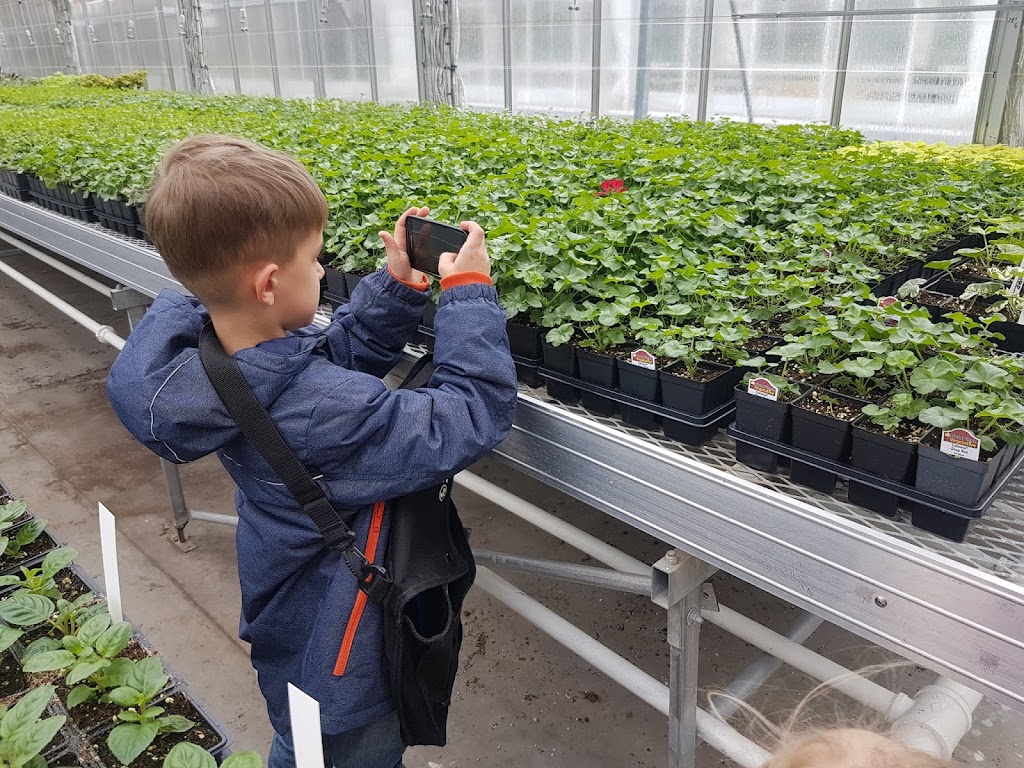 Queens Park Greenhouse | 51 3rd Ave #800, New Westminster, BC V3L 1L7, Canada | Phone: (604) 527-4567