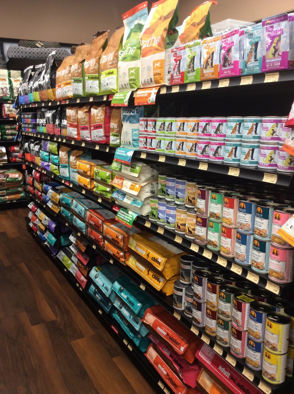 Pet Valu | 15819 97 St NW, Edmonton, AB T5X 0C7, Canada | Phone: (780) 457-9911