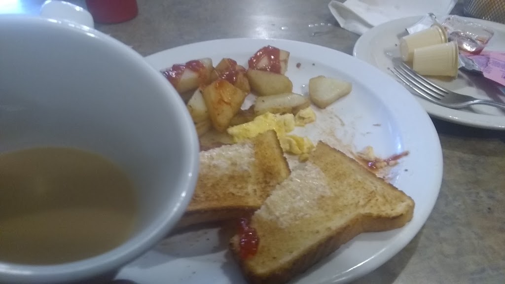 Shannons Diner | 220 Furnival Rd, Rodney, ON N0L 2C0, Canada | Phone: (519) 785-2000