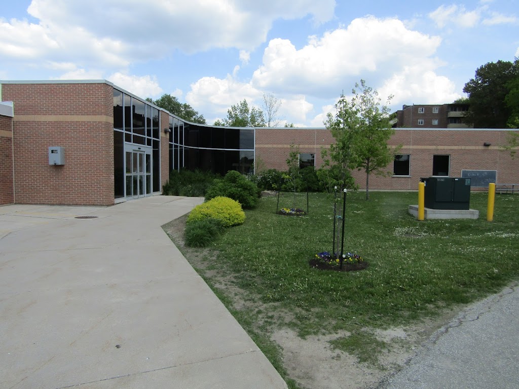 Saint Basil Catholic Elementary School | 925 9th Ave W, Owen Sound, ON N4K 4N8, Canada | Phone: (519) 376-9370