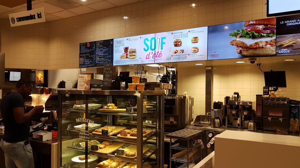 McDonalds | 6415 Rue Sherbrooke E, Montréal, QC H1N 1C5, Canada | Phone: (514) 252-1318