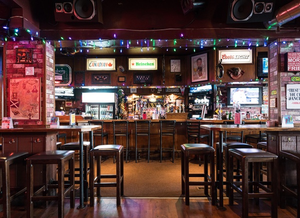 Timothys Pub | 344 Browns Line, Etobicoke, ON M8W 3T7, Canada | Phone: (416) 201-9515