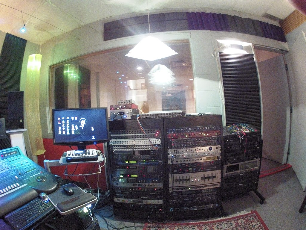Studio Créason | 5221 Rue Berri, Montréal, QC H2J 2S4, Canada | Phone: (514) 273-9559
