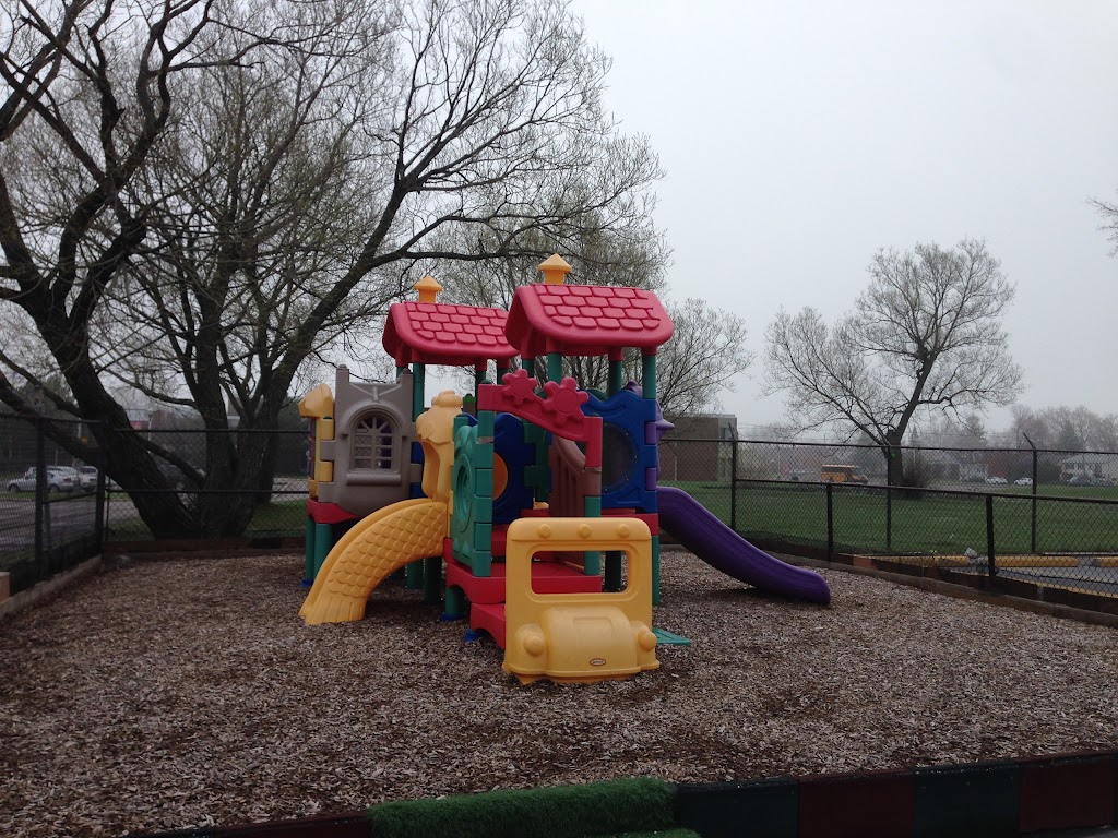 Nursery Grandir Cest Magique | 3897 Grande Allée, Saint-Hubert, QC J4T 2V8, Canada | Phone: (450) 656-3999