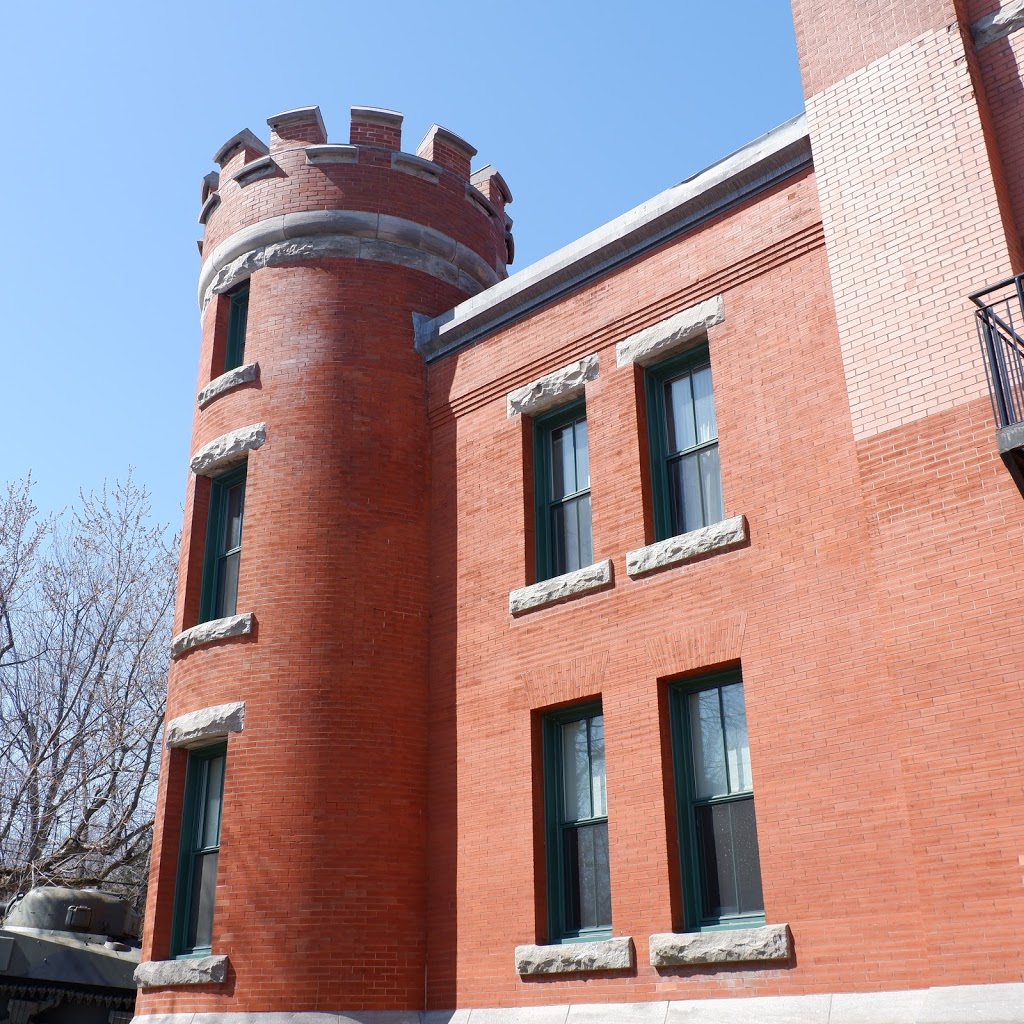 Musee Militaire du 12E Regiment Blinde du Canada | 574 Rue Saint François Xavier, Trois-Rivières, QC G9A 1R6, Canada | Phone: (819) 371-5290