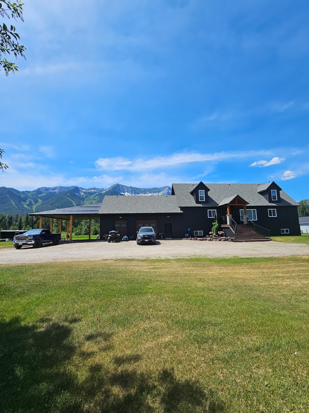 Mountain High Travel & Tours | 4141 Hill Rd, Fernie, BC V0B 1M4, Canada | Phone: (250) 423-6916