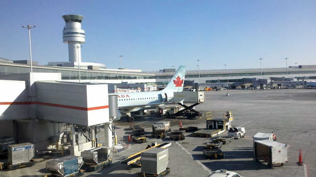 Bayside Toronto Airport Limo | 8172 Tenth Line N, Norval, ON L0P 1K0, Canada | Phone: (416) 907-3054