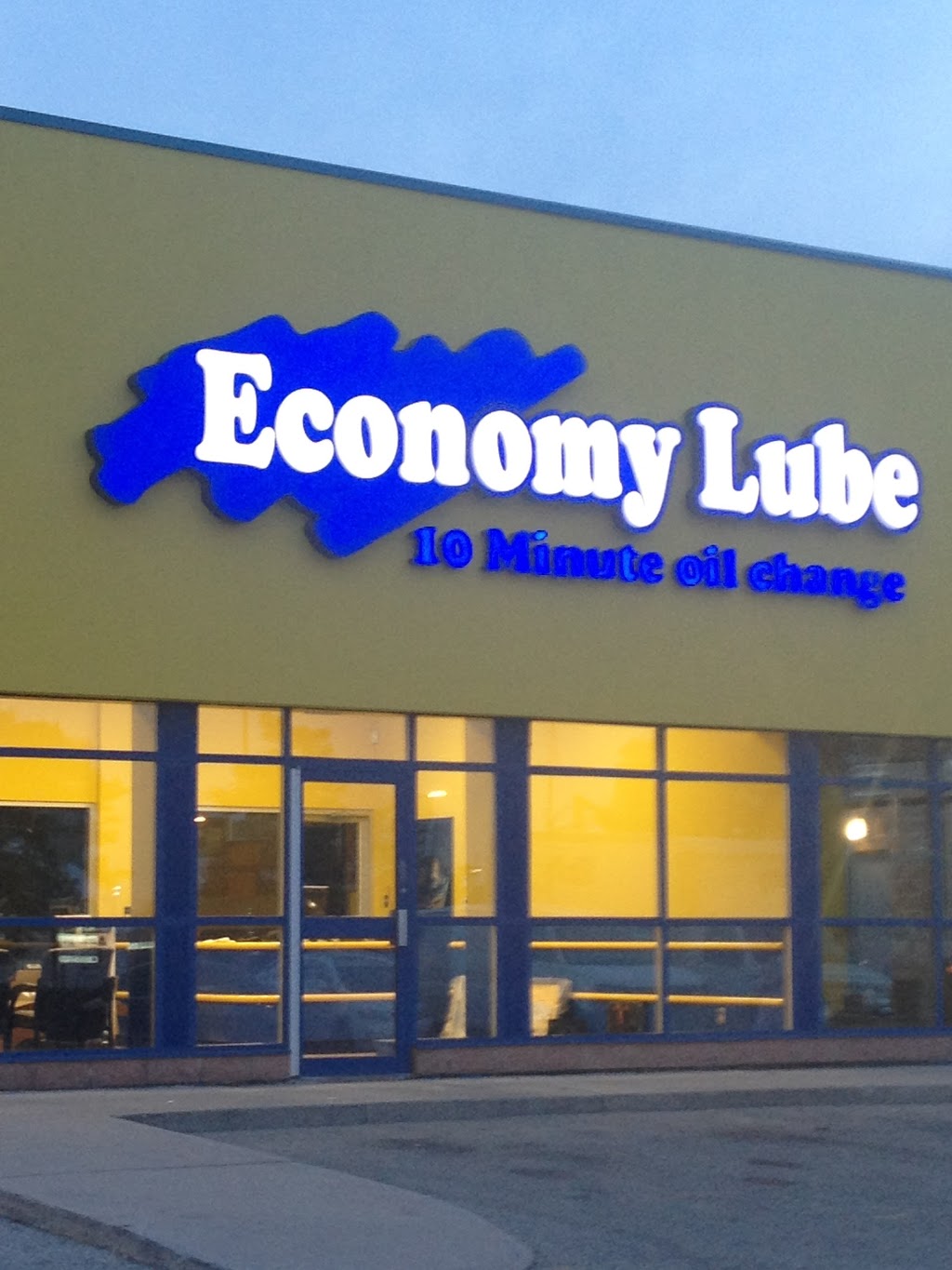 Economy Lube and Tire | 41 Fairway Rd S, Kitchener, ON N2C 1K8, Canada | Phone: (226) 898-3240