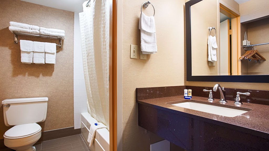 Best Western Summit Inn | 9500 Niagara Falls Blvd, Niagara Falls, NY 14304, USA | Phone: (716) 297-5050