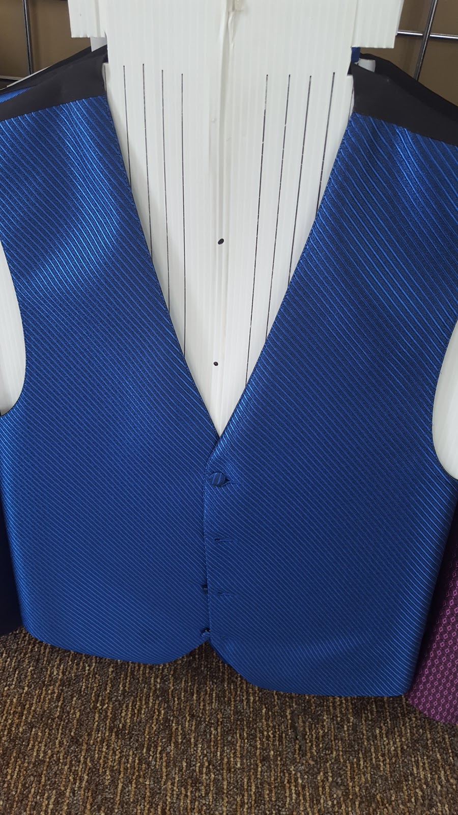 Tux & Tails Ltd | 2 - 1601 22 St W, Saskatoon, SK S7M 0T2, Canada | Phone: (306) 242-1301
