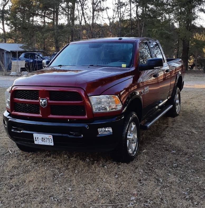 Lenart Motors | 3301 Lewis Rd, Putnam, ON N0L 2B0, Canada | Phone: (519) 721-3004