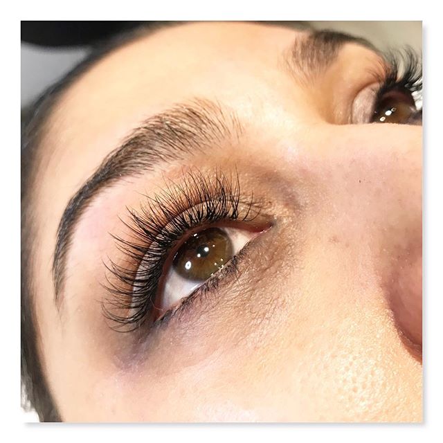 LUX bar à ongles & esthétique | 5955 Boulevard Cousineau, Saint-Hubert, QC J3Y 7P5, Canada | Phone: (450) 445-2111