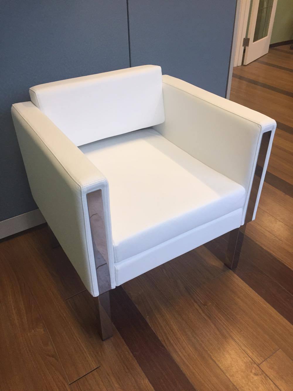 Fine Design Office Furniture | 4181 McConnell Dr, Burnaby, BC V5A 3J7, Canada | Phone: (604) 700-9633