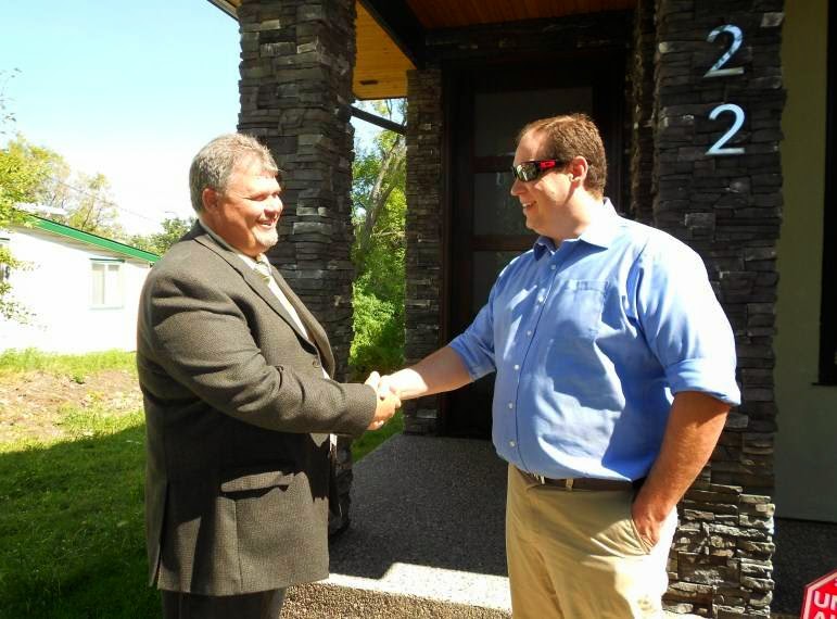 Calgary Mortgage Broker - Larry Arnason | 31 Douglas Park Close SE, Calgary, AB T2Z 2A9, Canada | Phone: (888) 722-5086