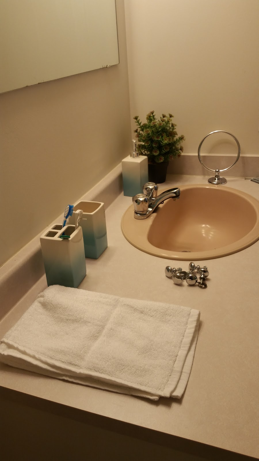 York Executive Properties | 320 5th Ave N, Saskatoon, SK S7K 2P5, Canada | Phone: (306) 229-9098