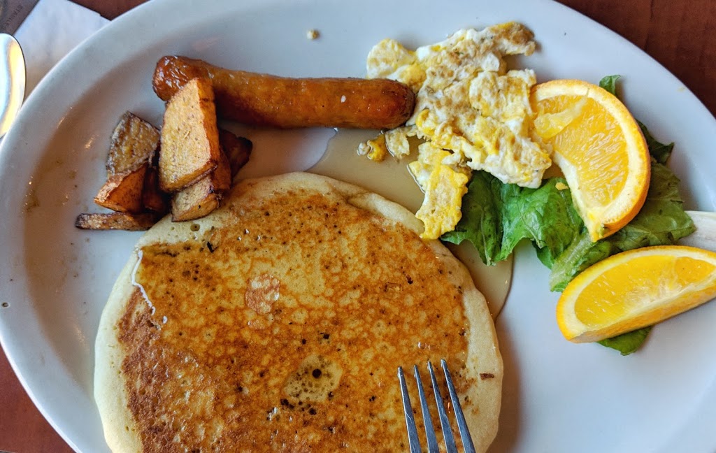Restaurant Alpina | 1189 Chemin de la Montagne, Gatineau, QC J9J 3S2, Canada | Phone: (819) 607-6677