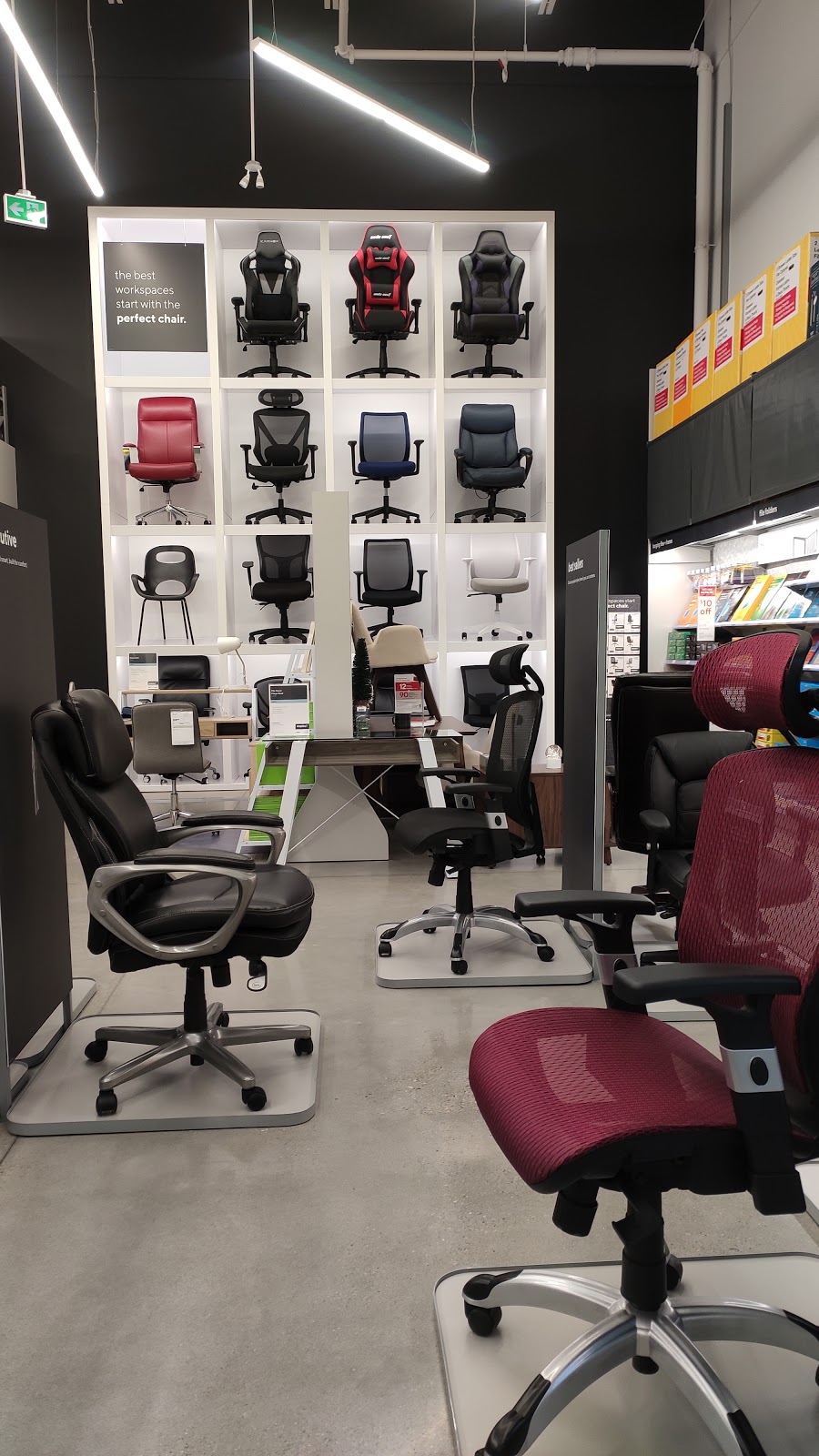 Staples | 250 E Hls Sq SE, Calgary, AB T2A 7A7, Canada | Phone: (403) 204-3644