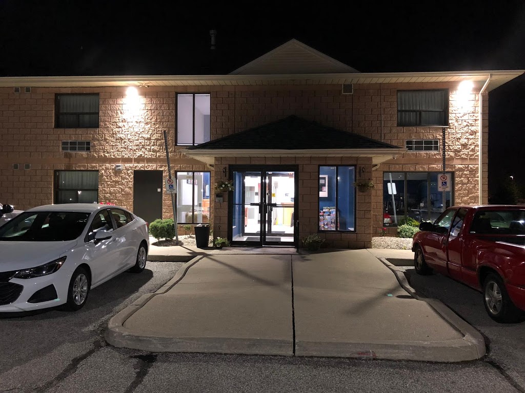 Travelodge by Wyndham Windsor | 2225 Division Rd, Windsor, ON N8W 1Z7, Canada | Phone: (519) 969-7800