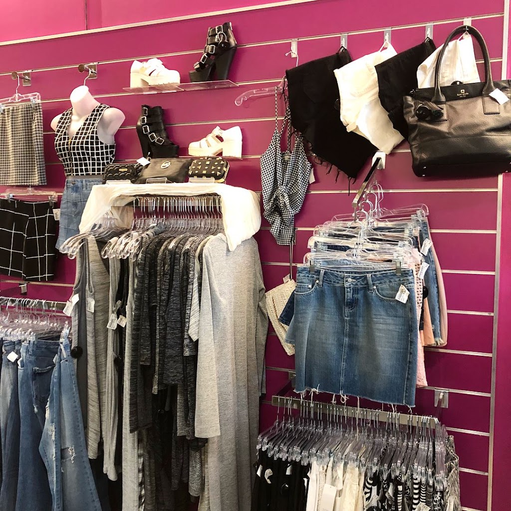 Platos Closet Richmond Hill | 10775 Leslie St Unit 2, Richmond Hill, ON L4S 0B2, Canada | Phone: (905) 770-7000