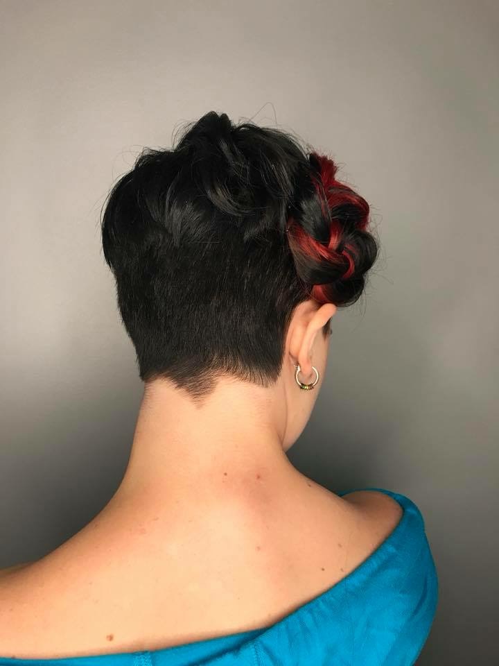 Embrace Hair Salon & Spa / Menz Den | 51 St James St S, Waterford, ON N0E 1Y0, Canada | Phone: (519) 443-8488