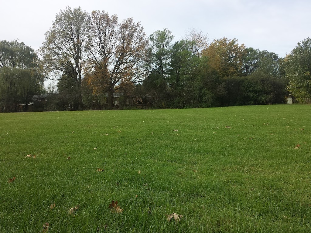 St. Lawrence Park | 5 St Lawrence Blvd, London, ON N6J 2W8, Canada | Phone: (519) 661-5575