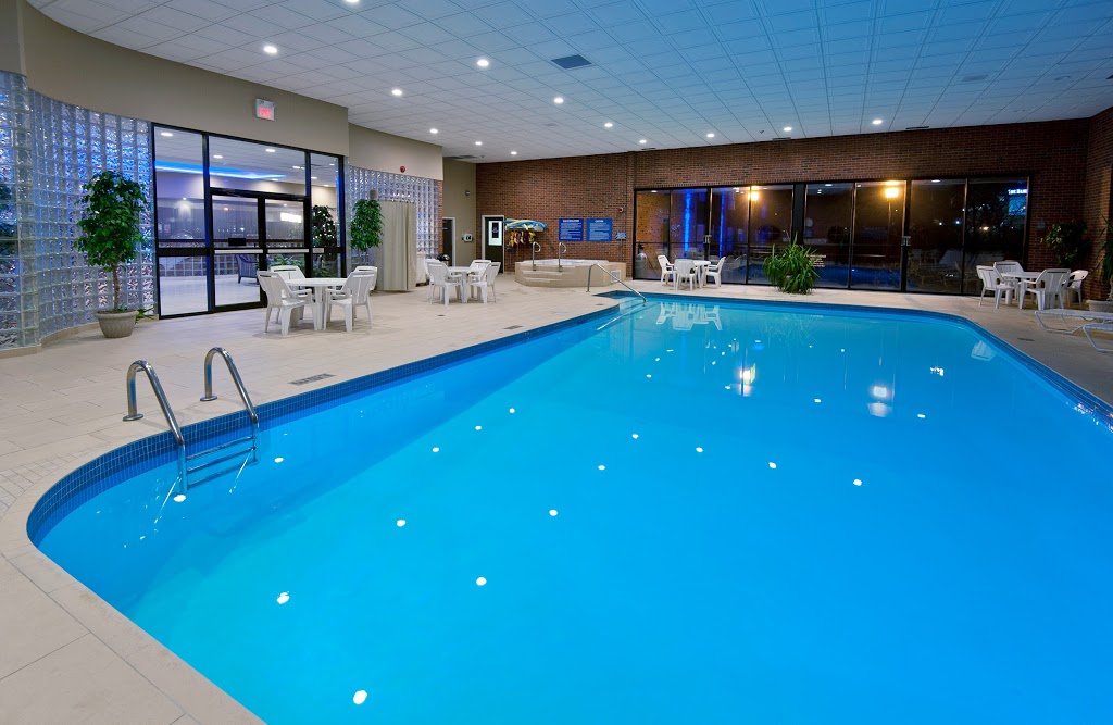 Visitors Inn | 649 Main St W, Hamilton, ON L8S 1A2, Canada | Phone: (905) 529-6979