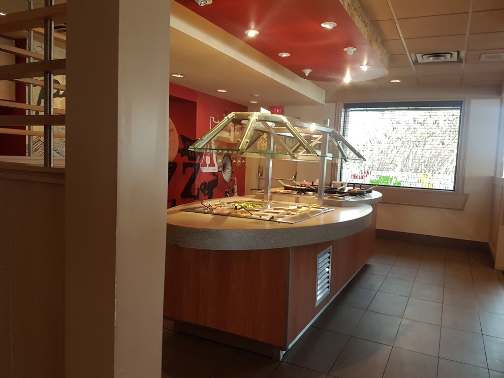 Pizza Hut | 1405 Upper Ottawa St, Hamilton, ON L8W 3J6, Canada | Phone: (289) 335-1270