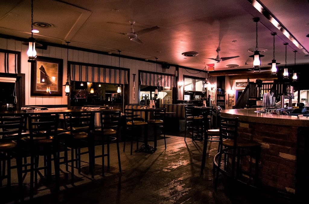 The Boathouse Eatery | 177 King St, Midland, ON L4R 3L9, Canada | Phone: (705) 527-7480
