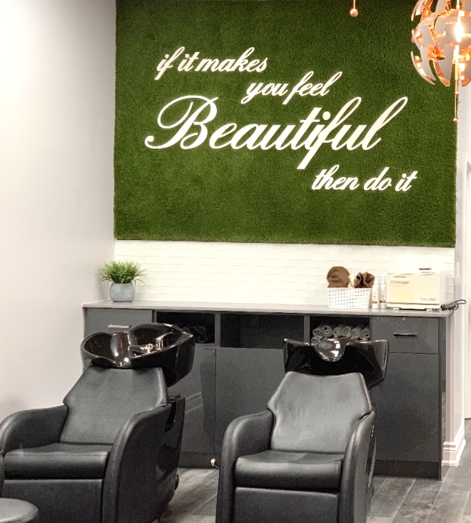 Meenu Bridal Salon | 611 Wanless Dr Unit # 3, Brampton, ON L7A 3Y6, Canada | Phone: (905) 970-8596
