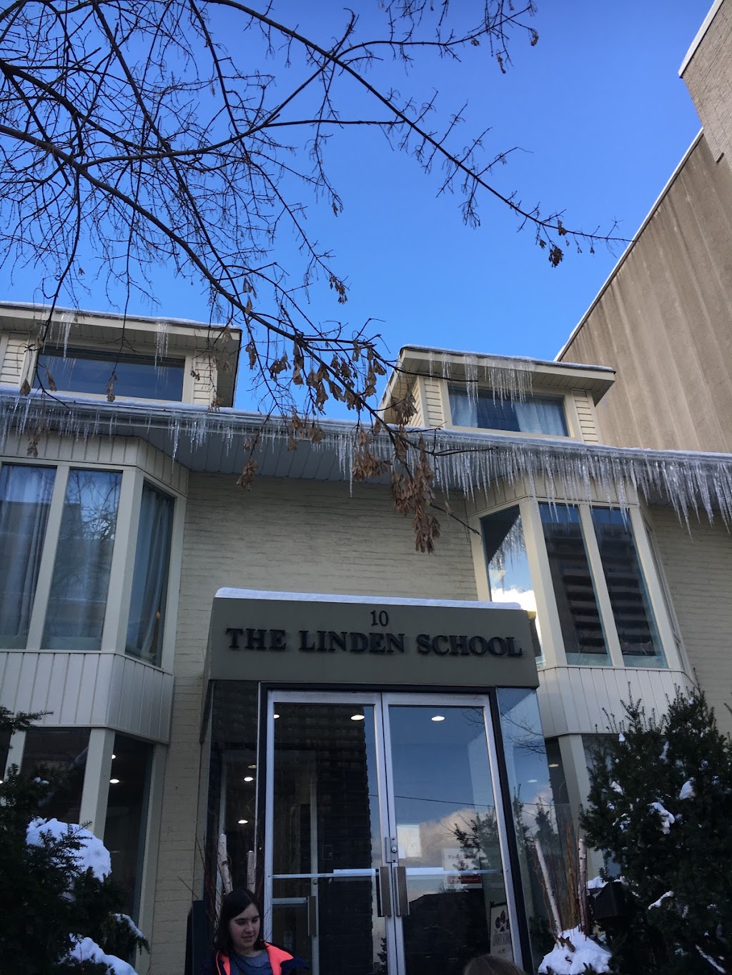The Linden School | 10 Rosehill Ave, Toronto, ON M4T 1G5, Canada | Phone: (416) 966-4406