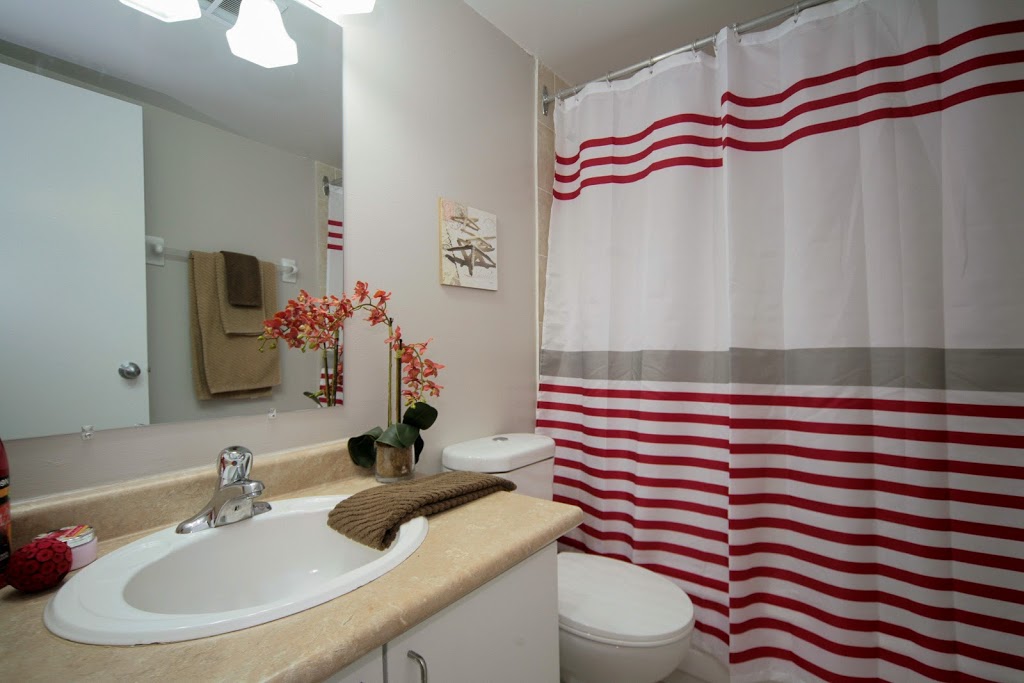 Hazelview Properties | 955 Warwick Ct, Burlington, ON L7T 3Z6, Canada | Phone: (289) 812-3199