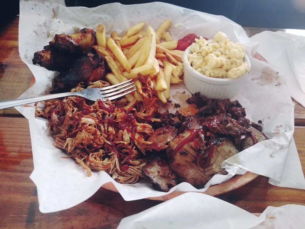 Boones Hillside BBQ | 3997 Lower Mountain Rd, Lockport, NY 14094, USA | Phone: (716) 531-1287