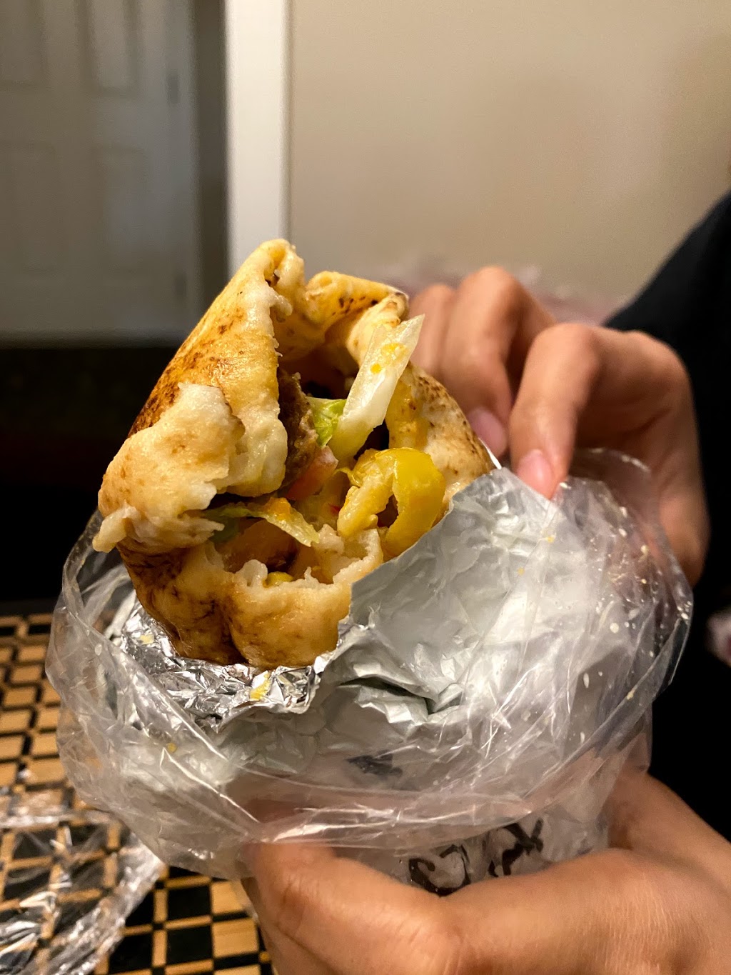 BD Donair and Poutine | 2569 17 St NW, Edmonton, AB T6T 0Y2, Canada | Phone: (825) 512-5595