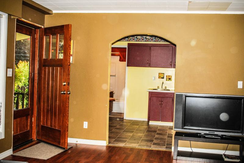 Birds Nest Bed And Breakfast | 1069 Russel St, Lillooet, BC V0K 1V0, Canada | Phone: (250) 256-2170