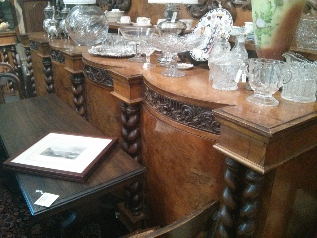 Barriefield Antiques | 242 James St, Kingston, ON K7K 5P5, Canada | Phone: (613) 549-3349