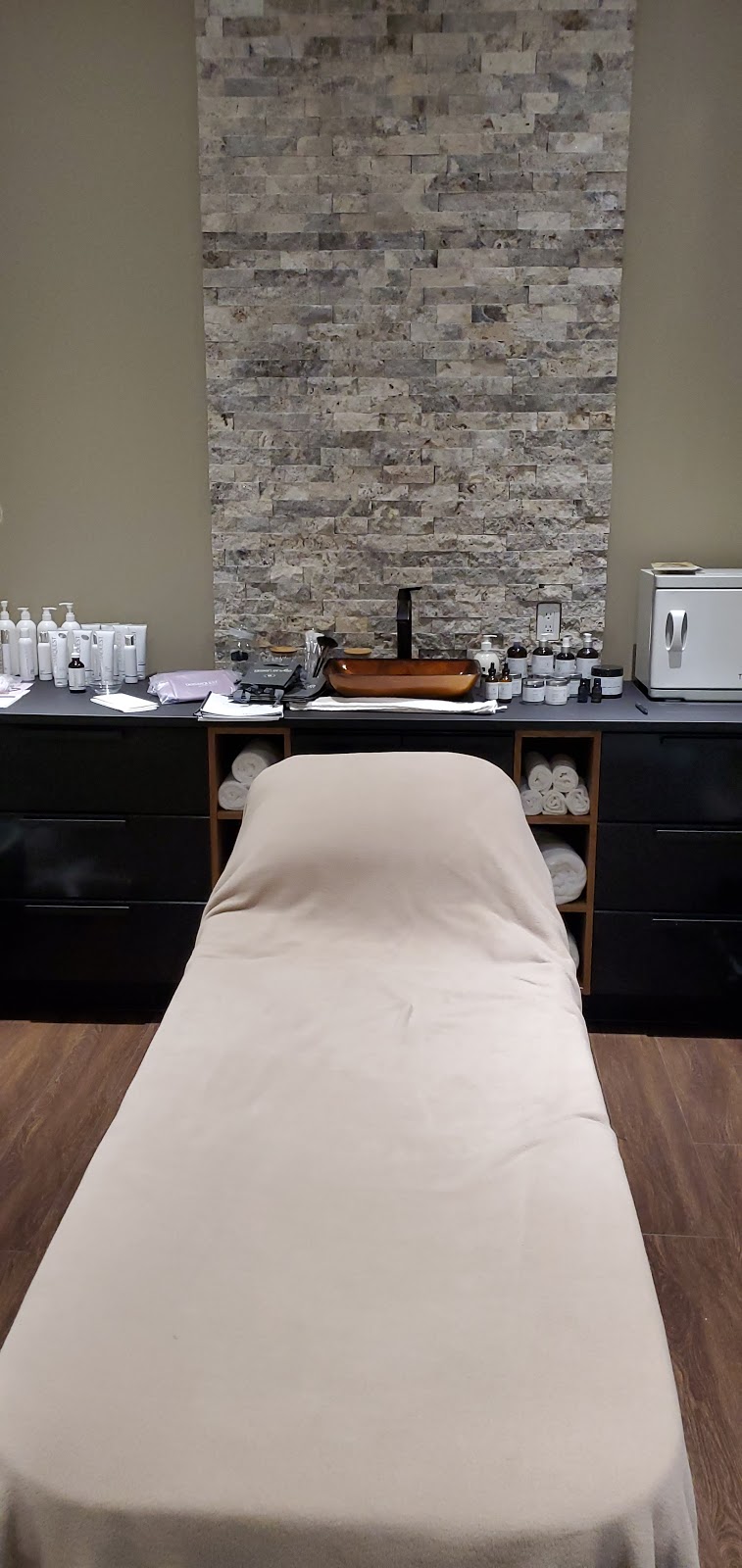 Treasure You Spa-Milton Spa | 6000 Main Street West Units 5 & 6, Milton, ON L9T 9M1, Canada | Phone: (905) 878-8772