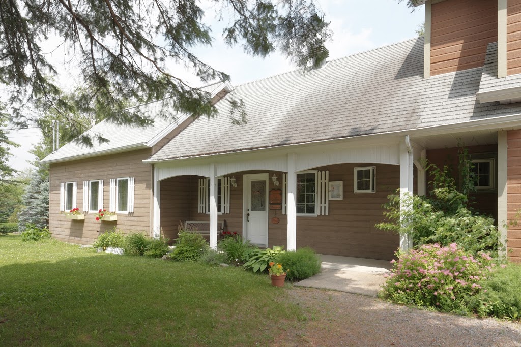 Restaurant Le Dialogue Enr | 2521 Route Louis-Cyr, Saint-Jean-de-Matha, QC J0K 2S0, Canada | Phone: (450) 886-5519