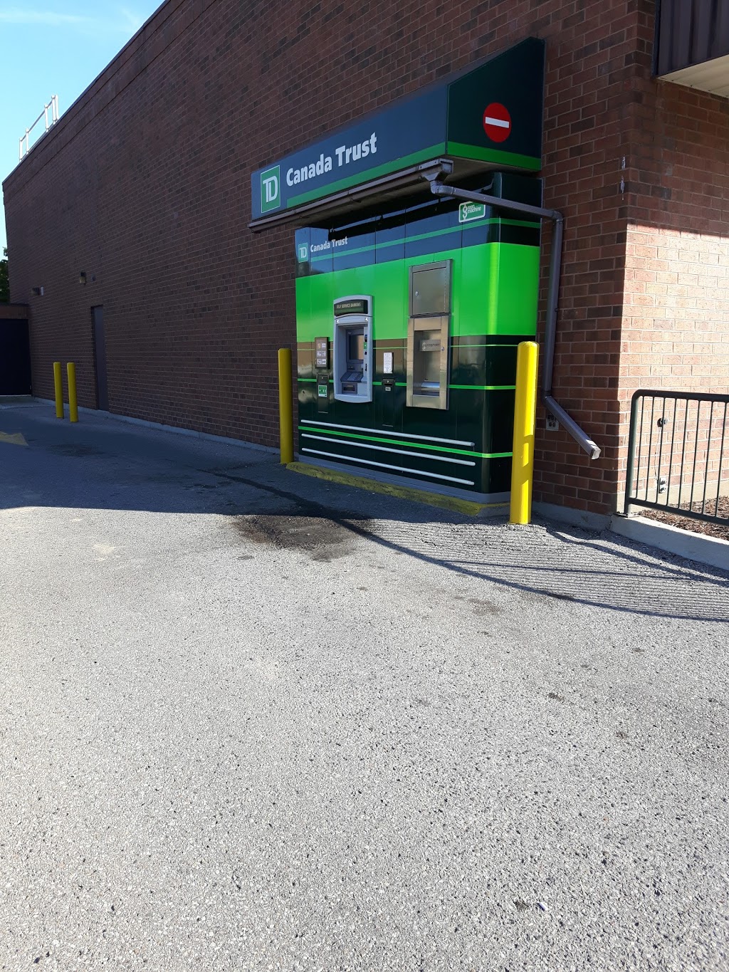 TD Canada Trust Branch and ATM | 195 Thames St S, Ingersoll, ON N5C 2T6, Canada | Phone: (519) 485-6010