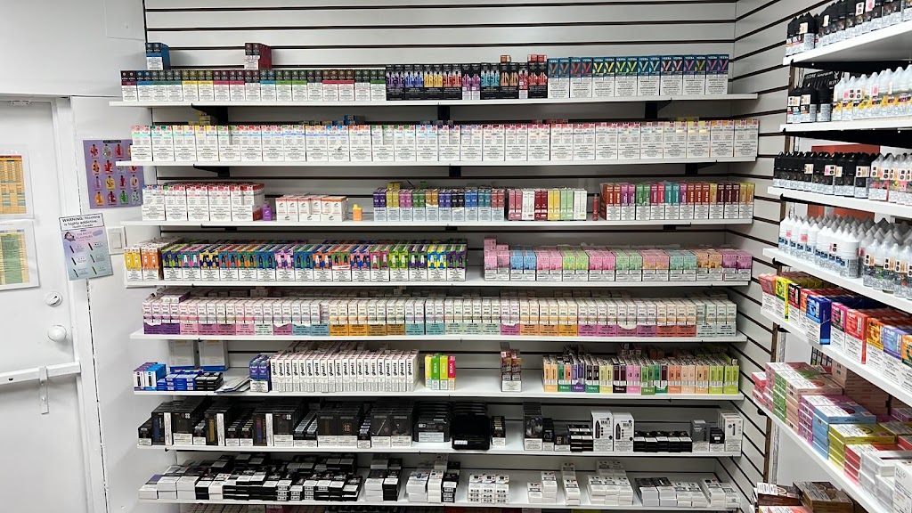 Vape Canco Duncan | 3300 Cowichan Lake Rd, Duncan, BC V9L 4C3, Canada | Phone: (778) 387-3120