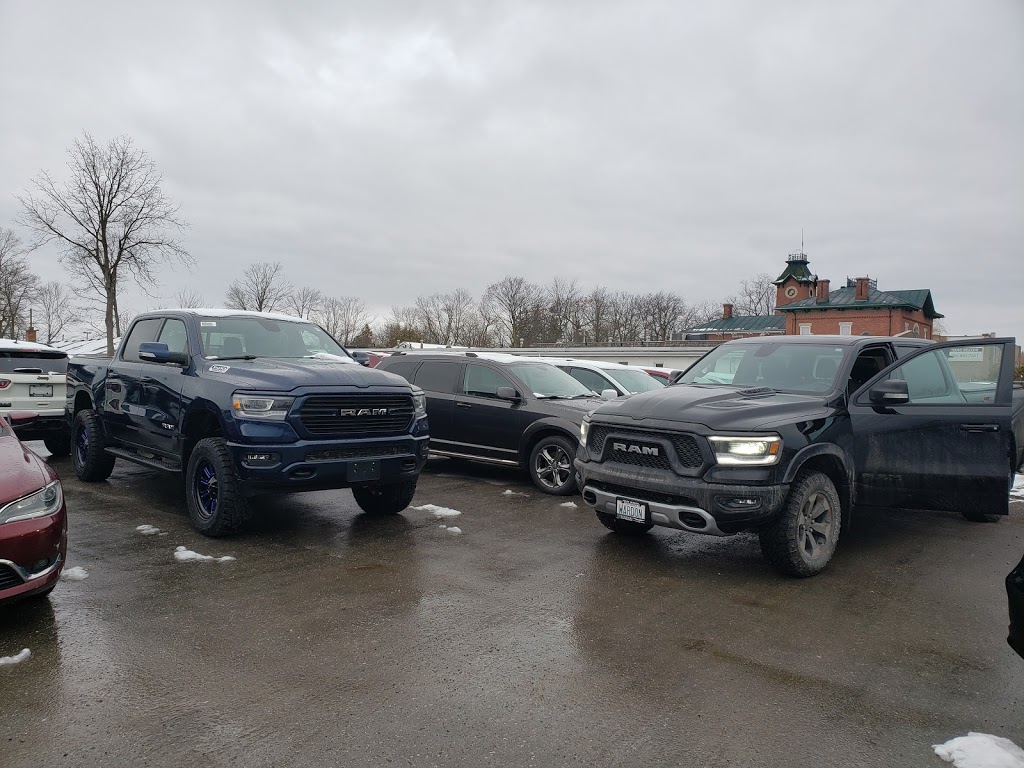 LAKERIDGE CHRYSLER | 152 Peter St, Port Hope, ON L1A 1C6, Canada | Phone: (905) 885-6550
