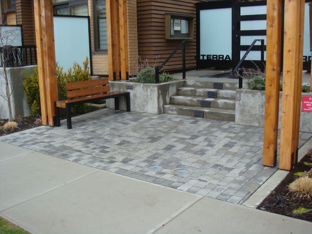 Westpoint Pavers Ltd. | 568 Langholme Dr, Victoria, BC V9C 1L8, Canada | Phone: (250) 588-2575