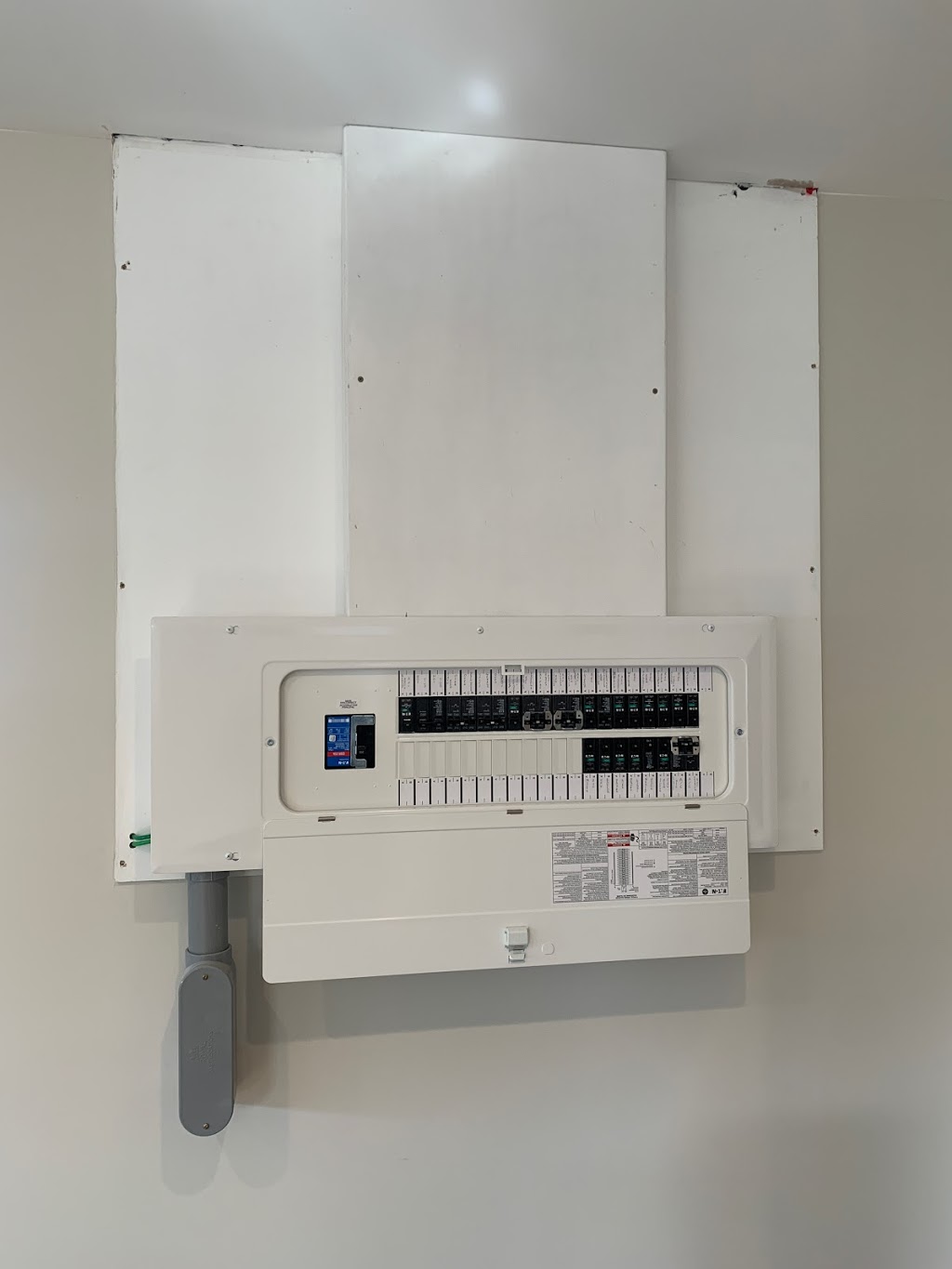 New Wav Electrical LTD. | 10567 Lakeshore Rd 309, Comber, ON N0P 1J0, Canada | Phone: (226) 774-5500