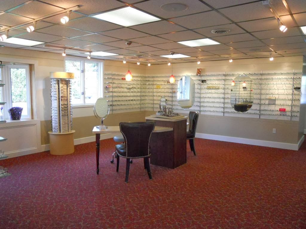 Dr Charles J. Hornberger / Schutz Optical Co., Inc | 8425 State Rd, Boston, NY 14025, USA | Phone: (716) 941-5585