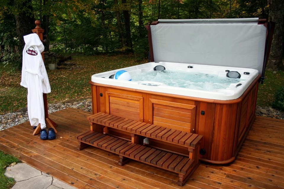 Mahon Pools & Spas | 91 Drummond St W, Perth, ON K7H 2K6, Canada | Phone: (613) 264-9948