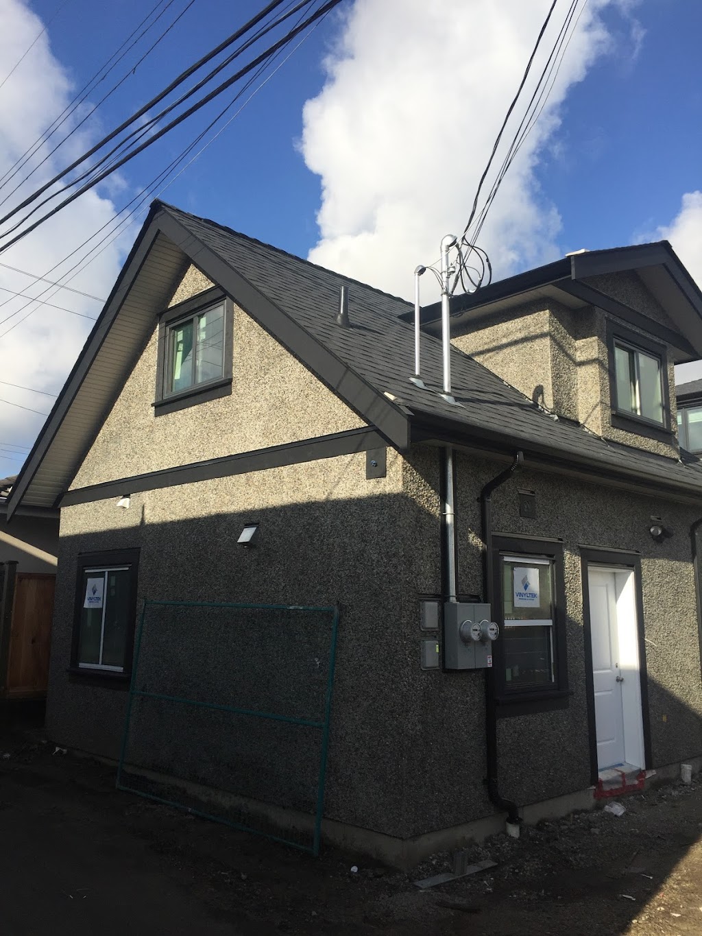 Unique Style Homes Ltd | 3333 E 28th Ave, Vancouver, BC V5R 1T2, Canada | Phone: (778) 865-6783